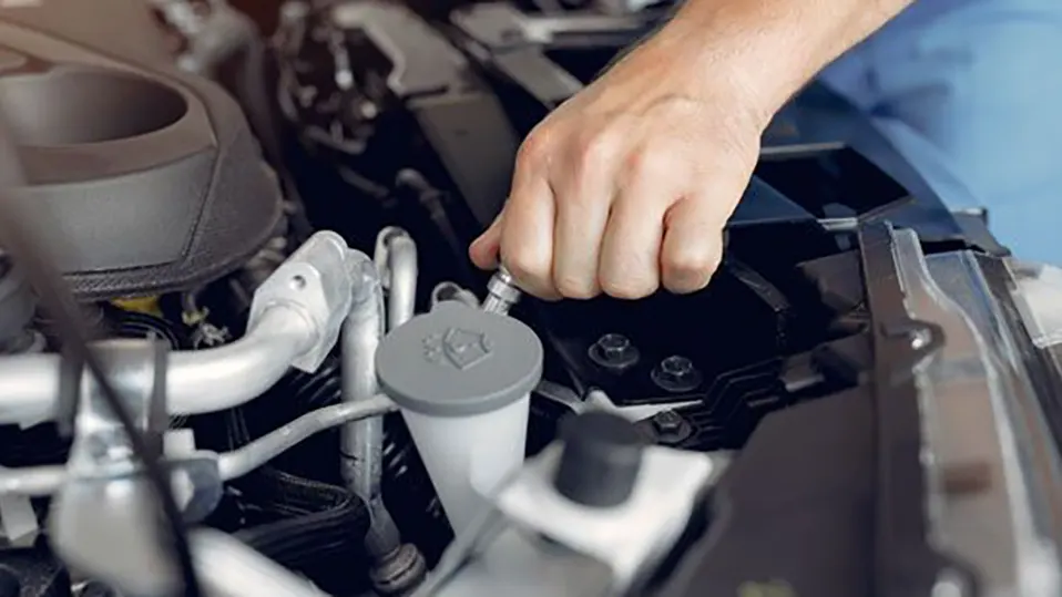 7 Important Engine Maintenance Tips - Must Know For A Good Car Care