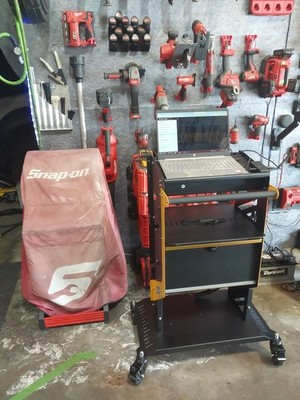 AUTOOL T22 3X Tier Rolling Tool