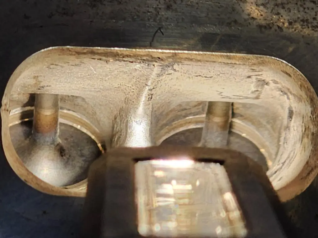 Fleet vehicle intake valve after walnut shell cleaning