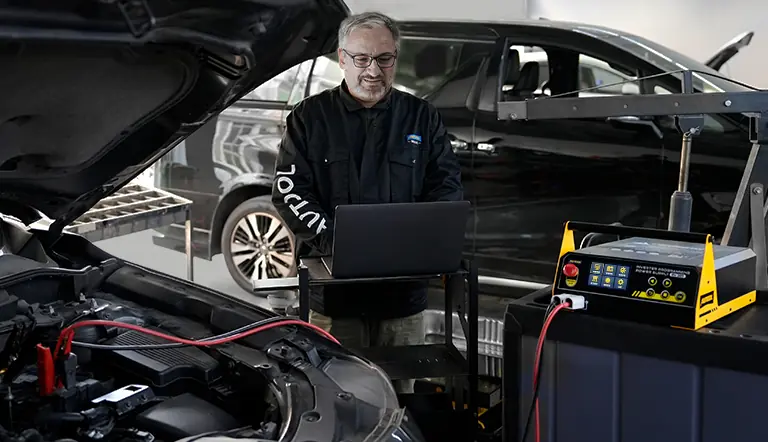 EM365 vs. EM385: Which Power Inverter is Right for You?