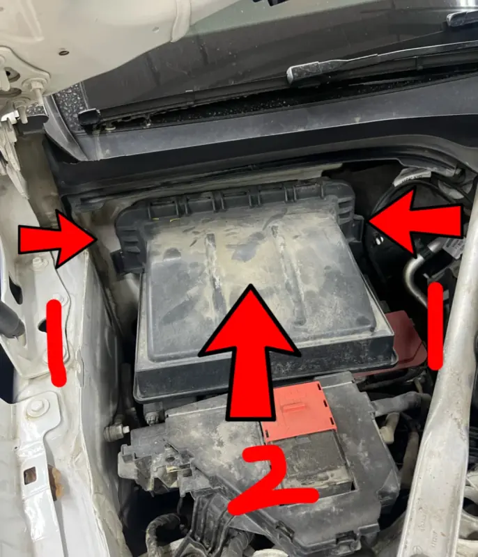 Mercedes external cabin air filter housing reference image