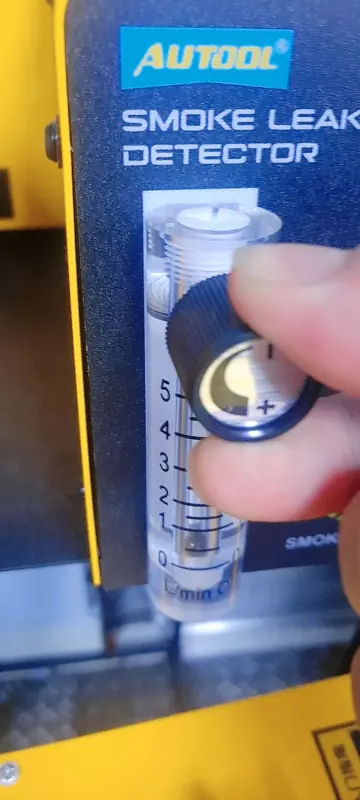 Smoke machine flowmeter check