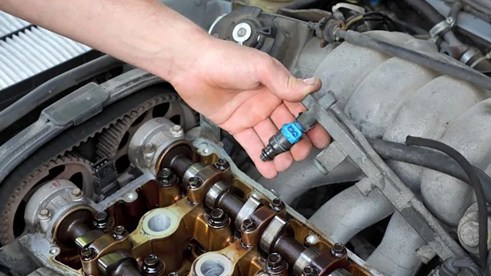 When to clean car fuel injectors and troubleshooting